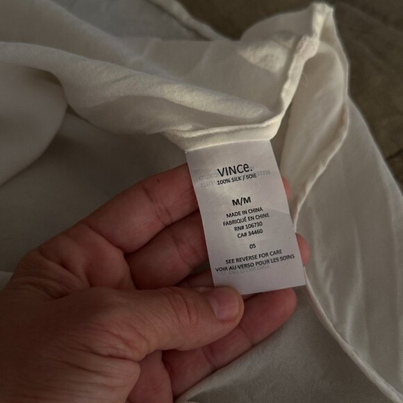 VINCE Lace Insert Panel Silk Blouse beige, size M - Picture 5 of 7